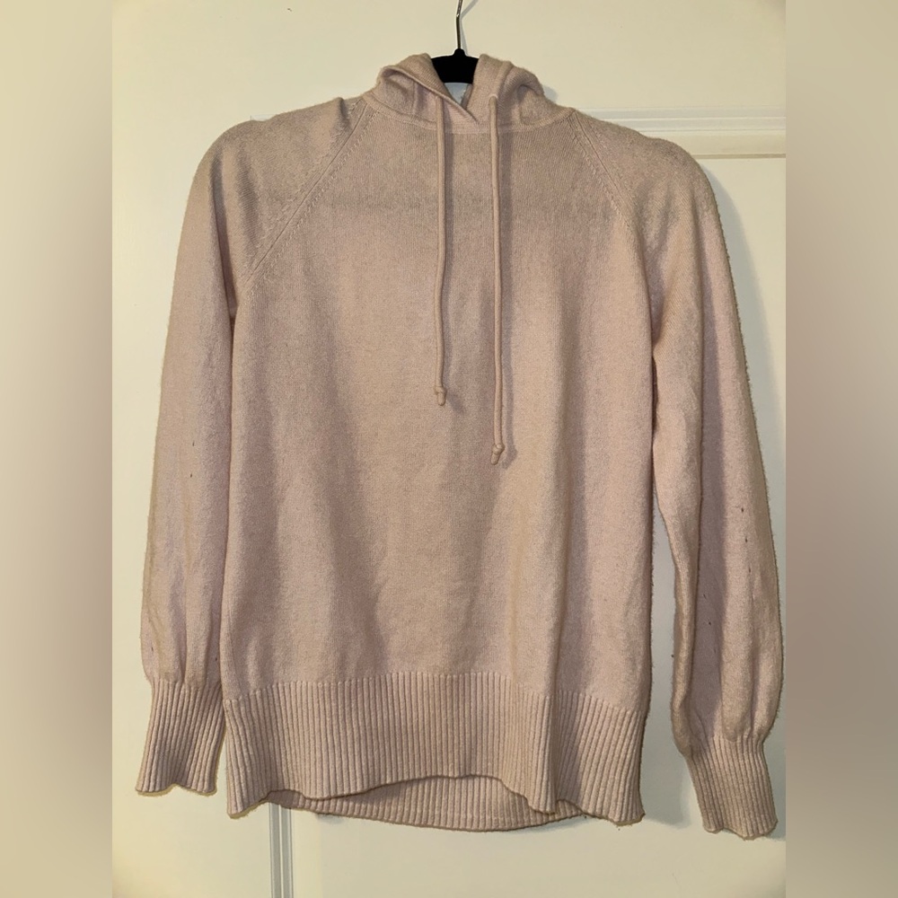 Light pink club Monaco cashmere sweater